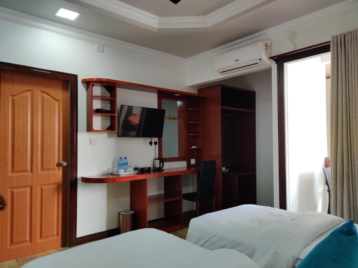 Athens View Hotel Guraidhoo  Exteriör bild
