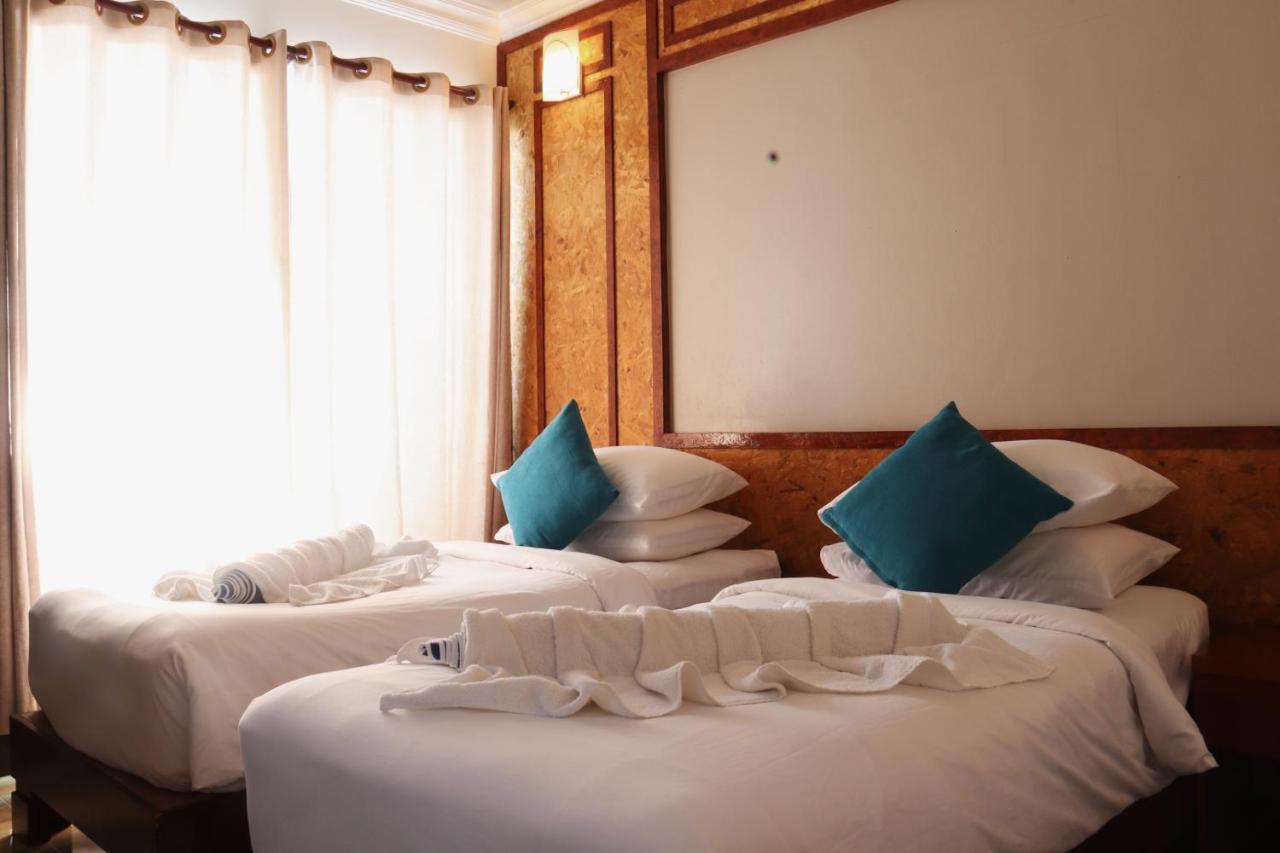 Athens View Hotel Guraidhoo  Exteriör bild