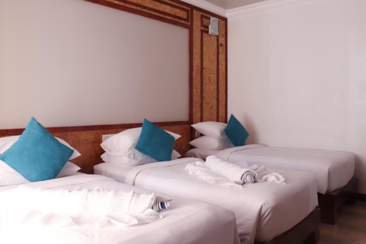 Athens View Hotel Guraidhoo  Exteriör bild