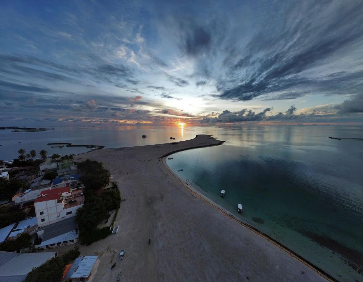 Athens View Hotel Guraidhoo  Exteriör bild