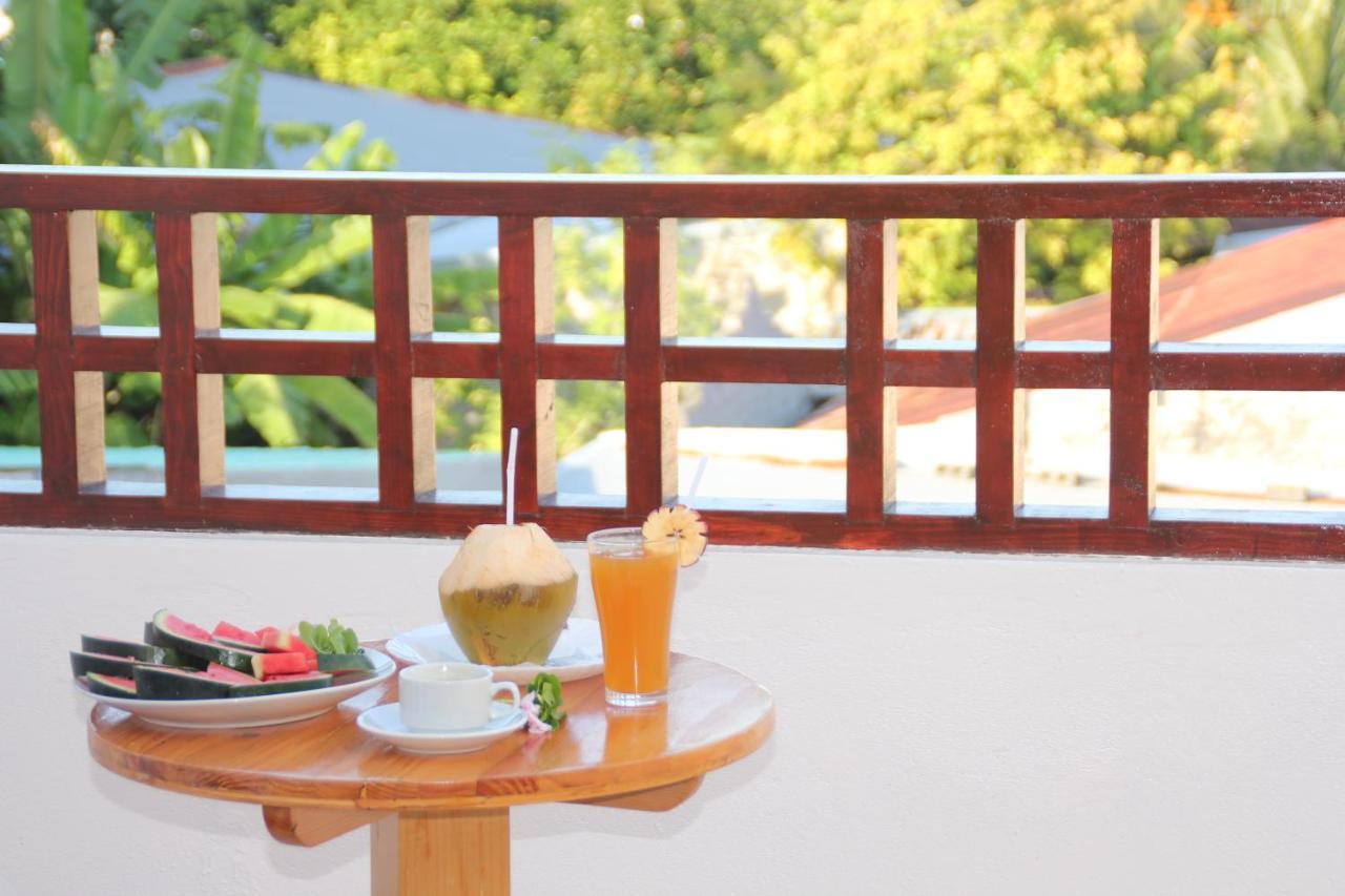 Athens View Hotel Guraidhoo  Exteriör bild